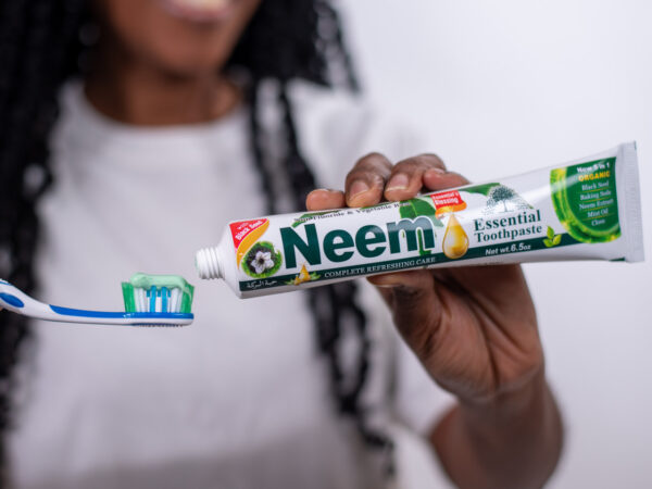 Essential Palace: Neem Essential Toothpaste - Image 5